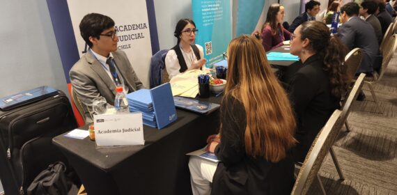 Academia Judicial participó en la Feria Laboral Derecho UAI 2026